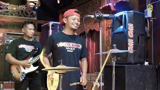 DEBU DEBU JALANAN - Fendik Adella - OM ADELLA
