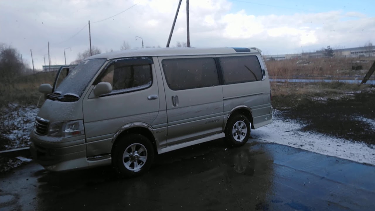 Toyota hiace двери