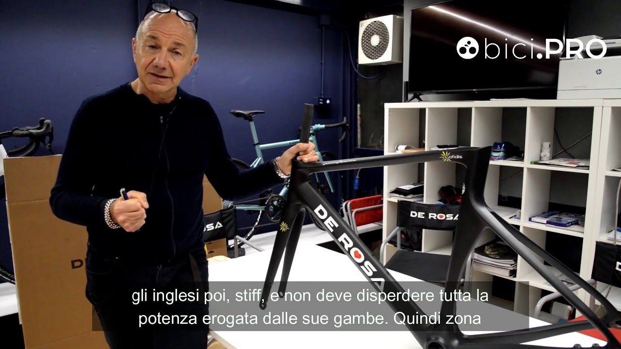 Cristiano De Rosa «Ecco come nasce la bicicletta di Elia Viviani» - YouTube