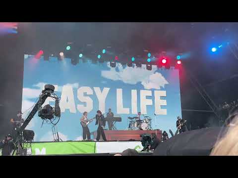 Easy Life, BENEE - OTT