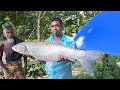 অবিশ্বাস্য ভাবে বড়শি দিয়ে ধরা হলো এই বিশাল আকৃতির গ্লাস কার্প মাছ দেখলে আপনারাও অবাক হবেন 😱