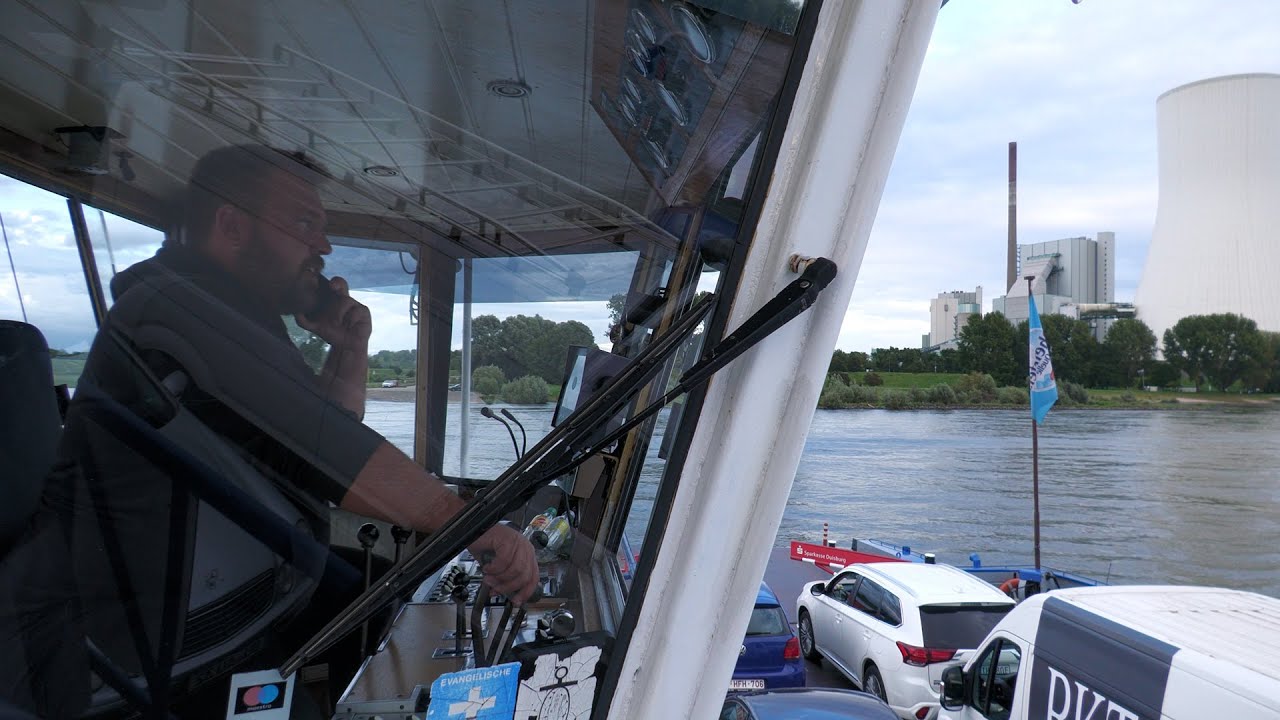 Verkehrschaos in Orsoy -- Rheinfähre wird überrannt