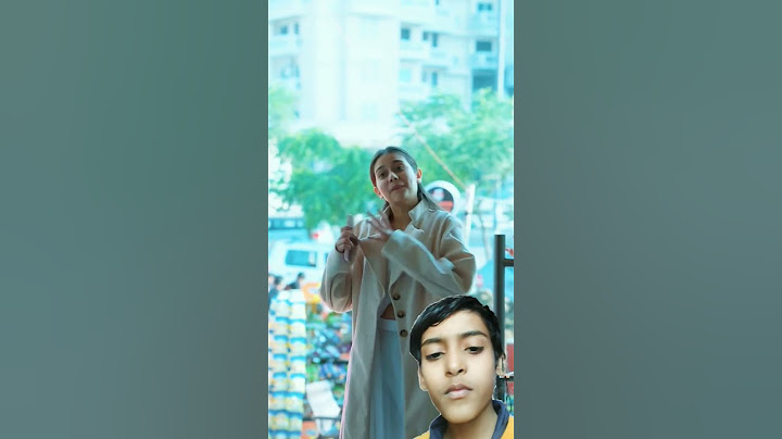 Jhuth bolo or momos free mein khao #comedy #funny #memes #momos #momo #trendingshorts #amishaforyou