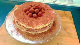 NAKED CAKE. Torte me pak perberes dhe jo shume e embel