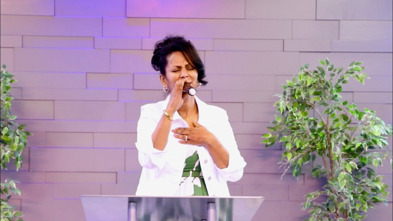 ናባኻ ምቕራብ - Worship by Saron Arefine 01/19/2025