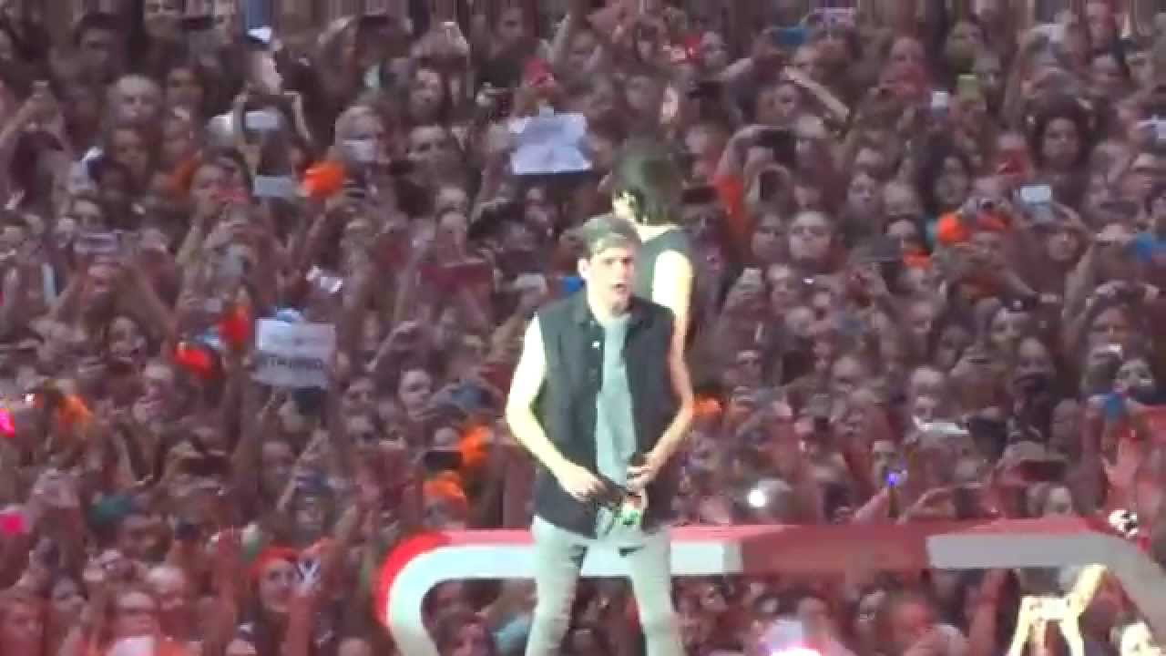 Why Don't We Go There, One Direction - Amsterdam Arena Stadium, 24 June 2014, WWA Tour