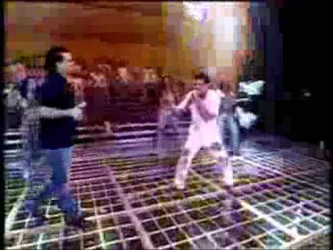 COSTARUMBA - Checo Acosta con Silvestre Dangond - Cancion del Carnaval