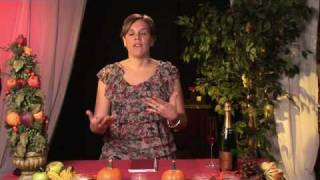 Throwing a Thanksgiving Party : How to Give Thanks at Thanksgiving