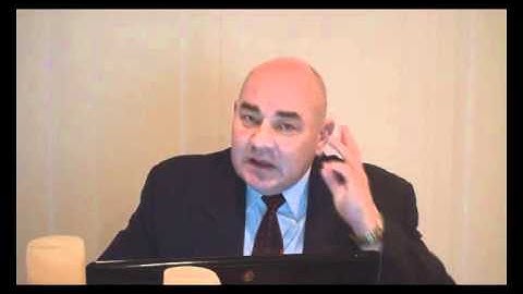 2 Minute Networking Tips - Tip #9 - Social Media & Networking.wmv