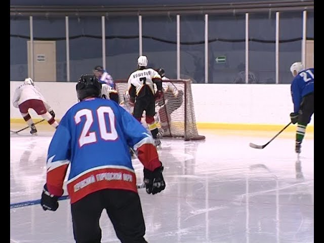Финальный матч Чемпионата Серовского городского округа по хоккею с шайбой среди мужских команд
