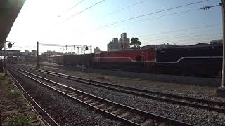7202次貨物列車通過斗南車站 20201230