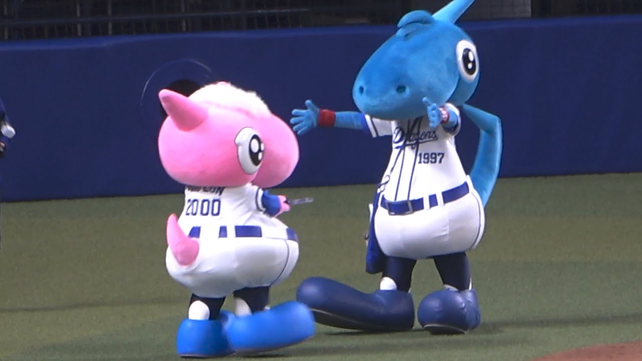 シャオロン&パオロン、かわいすぎる… (2022/04/03) - YouTube