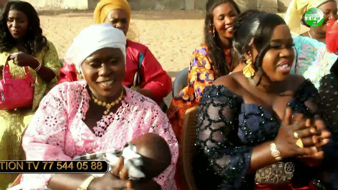 Regardez l'artiste chanteur Guitariste Casmir Bop