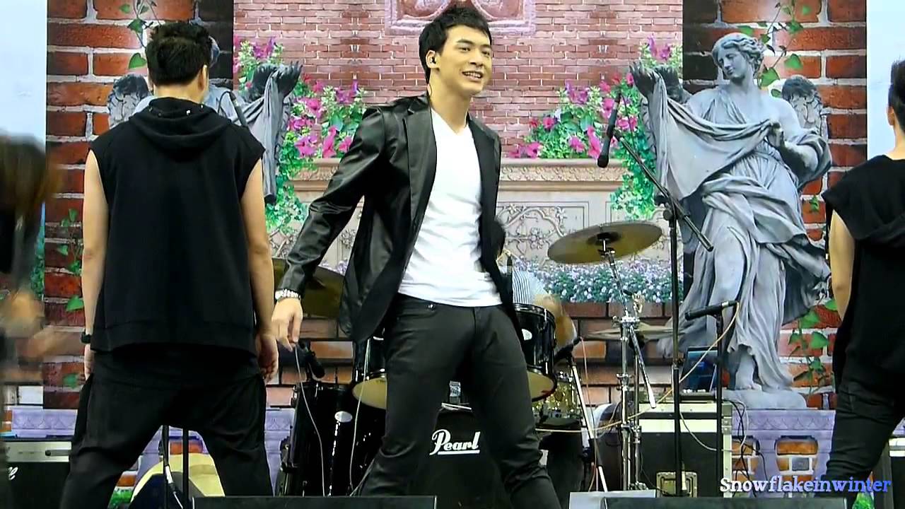 Bie @ มหัศจรรย์ เจ้าชายกับดอกไม้ สุราษฎร์ (03-05-14) part 1