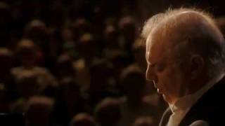 Barenboim plays Beethoven Sonata No. 1 in F Minor Op. 2 No. 1, 3rd and 4th Mov.