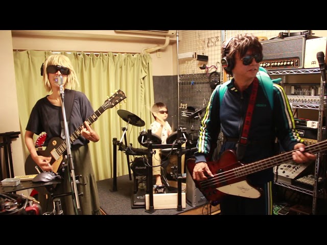 Watch ドクロバニー自宅ライブ / むすんでひらいて (Cover) 210609 on YouTube