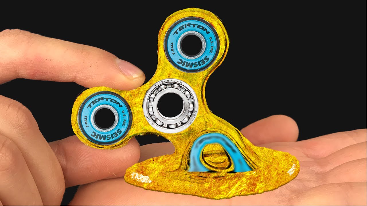 a gold fidget spinner