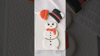 Just for funsies, a little stop motion clip with this set cookies royalicing stopmotion