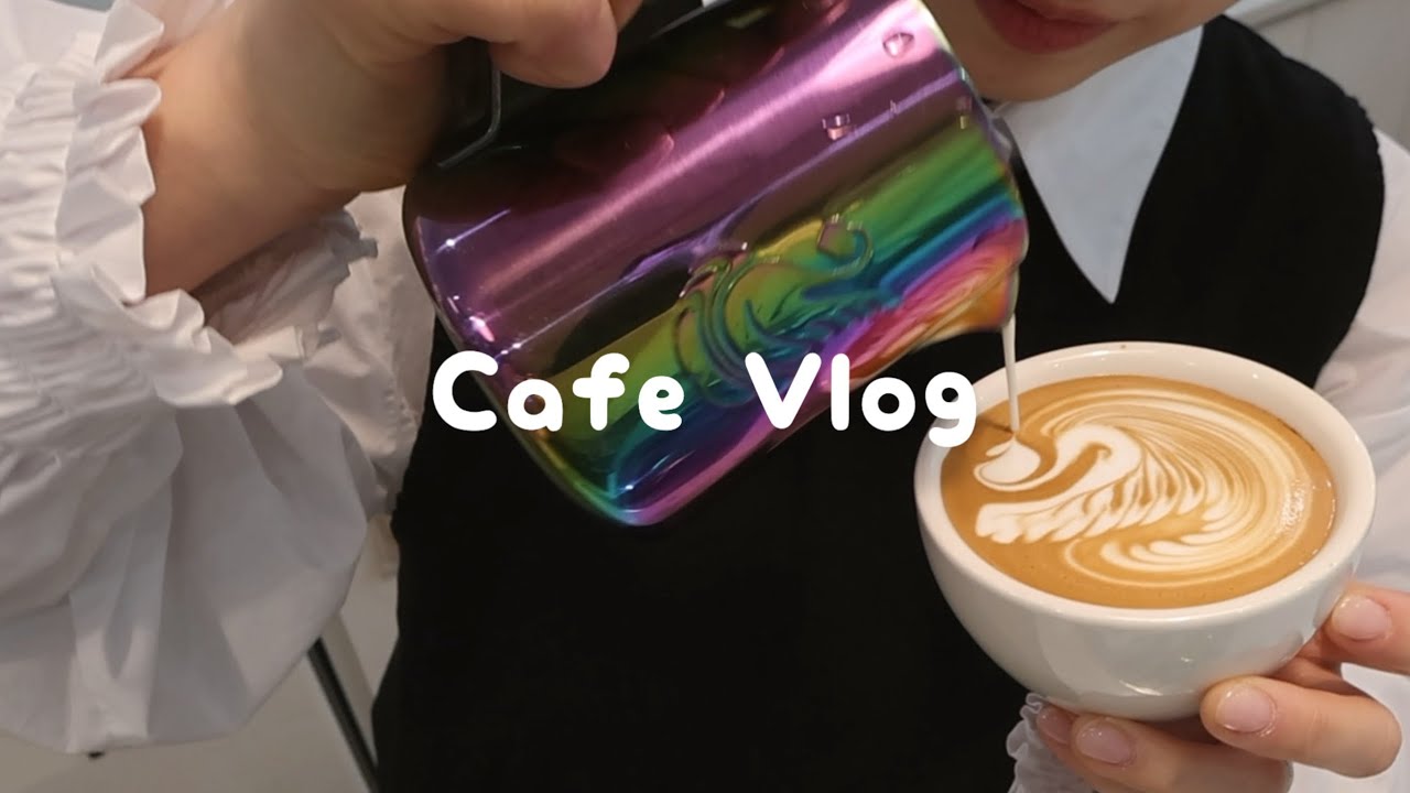 ⁣CAFE VLOG 👩🏻‍🍳 Working at a bakery cafe on my birthday