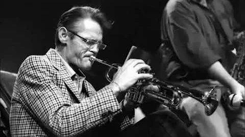 Autumn Leaves - Chet Baker & Ruth Young Sub. Espaol