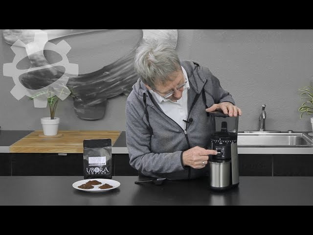 How to Use the OXO Brew Conical Burr Coffee Grinder with