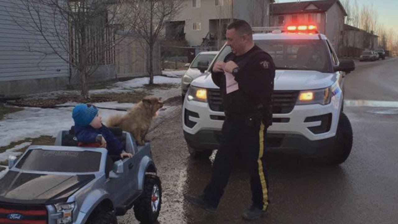 Police Officer Pulls Over 3 Year Old Speeding In Toy Convertible