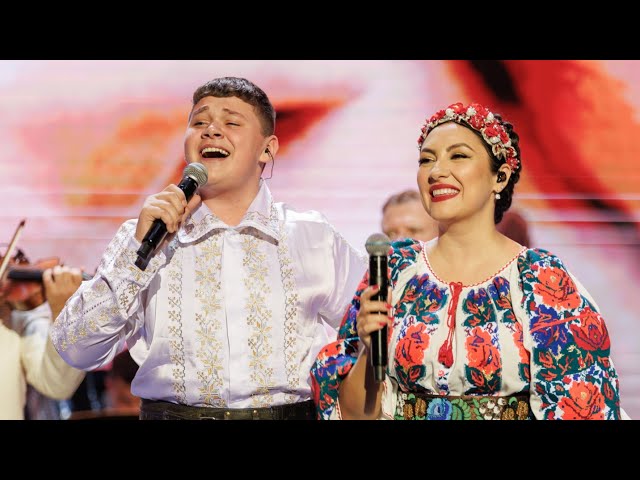 Andra & Oleg Spinu - Bine-i Sade Mesei Mele (Live in TRADITIONAL 2 la Sala Palatului) class=