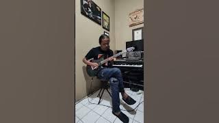 Ngopi ☕☕☕ di studio nya kan Gan2 Gitaris SAHARA Band 🎸🎸🎸