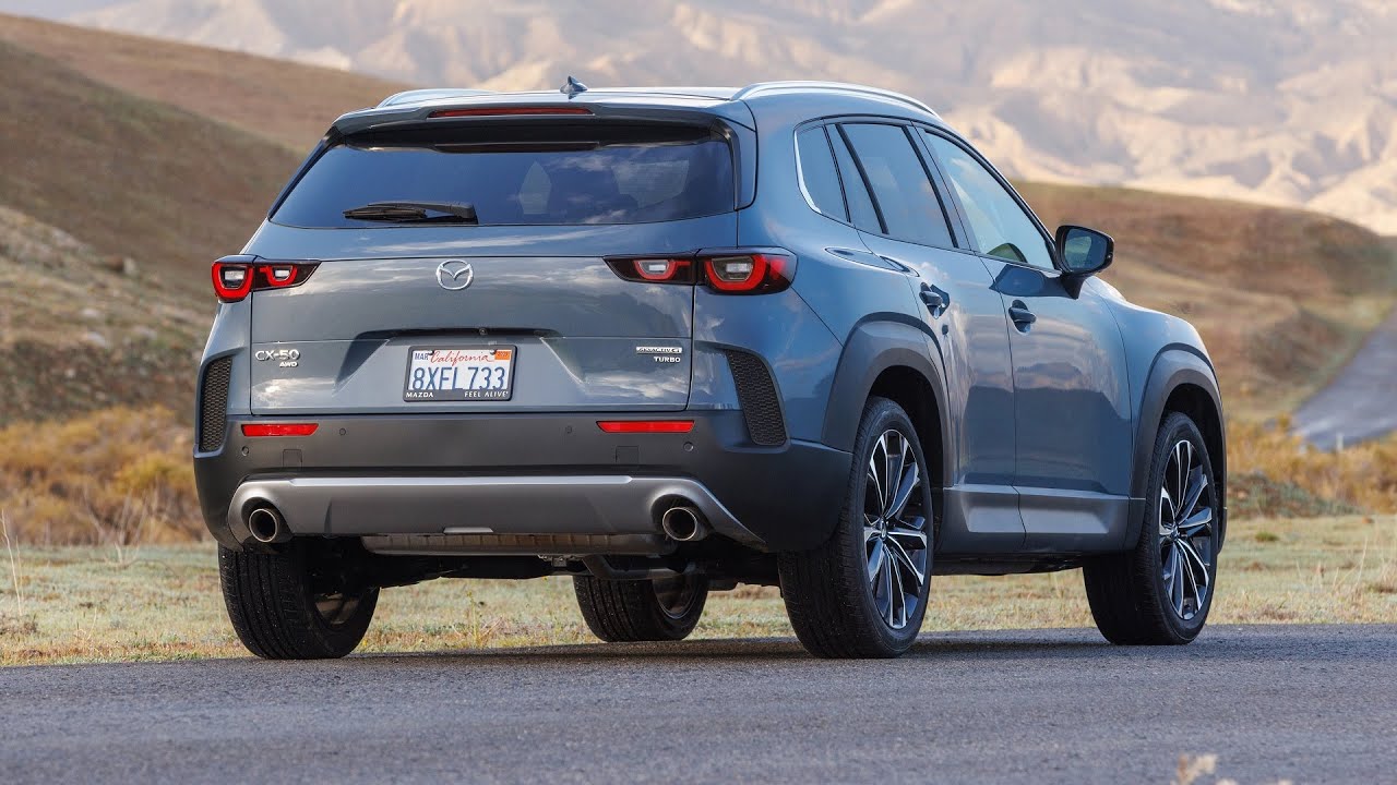 Новая Mazda CX-50: появились фото первого собранного кроссовера