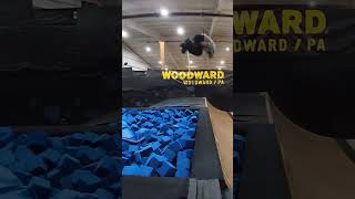 i 💖 foam pits  #rollerblading #flip #backflip
