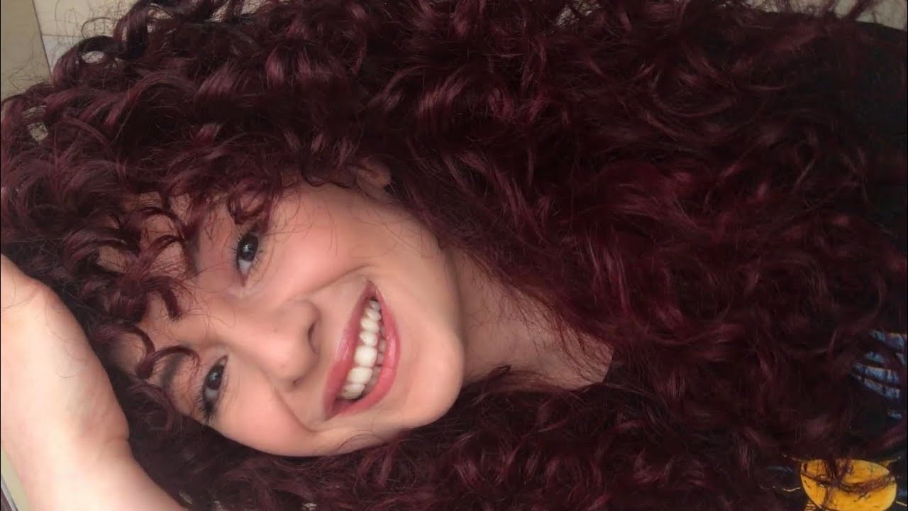 Kıvırcık Saç Kahkül