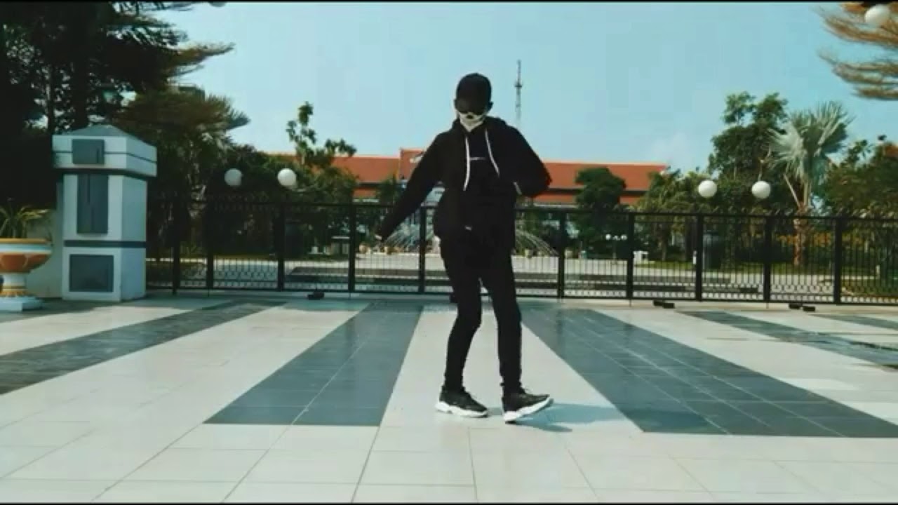 Story wa Dance on sexofon peti mati