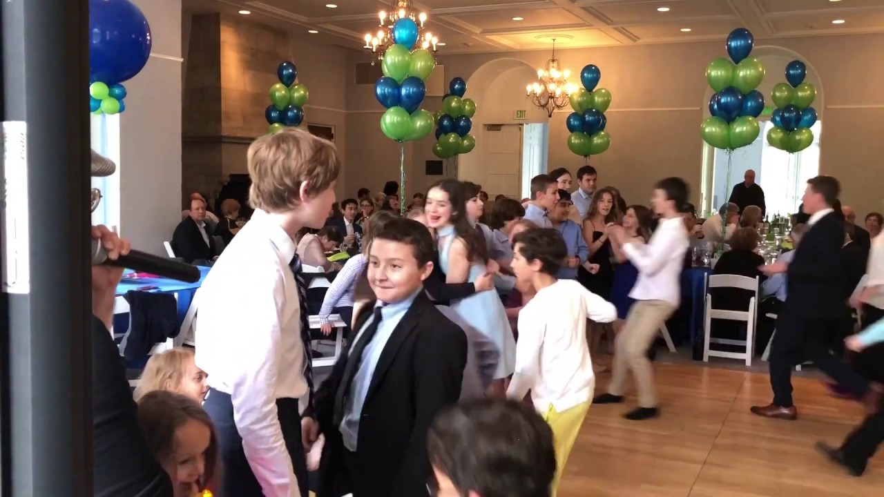 Coke and Pepsi How To Play Directions at Bar Mitzvah in New York