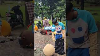 Dibalik Badut Upin Ipin