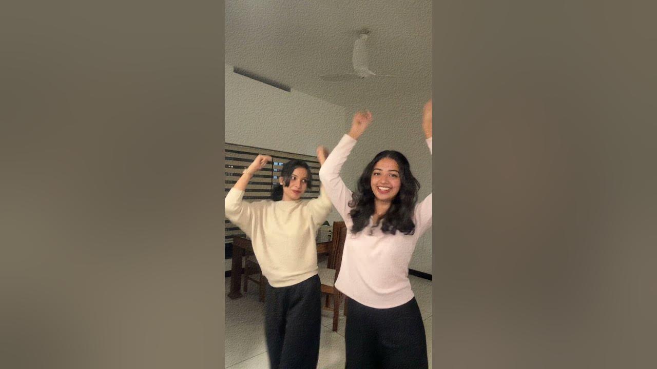 Waka waka #dance #friends #trendingreels #worldcup #trendingshorts #viral #wakawaka #football