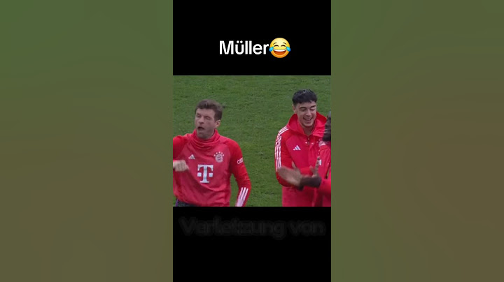 😂Thomas Müller macht sich über Pavlovic lustig⁉️🤣 #thomasmüller #lustig #fcbayern #shorts #viral