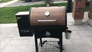 Pit Boss Pellet Smoker/Grill Review Explaining The Classic VS 700FB
Hi everyone! In this video I give you a walk through of the Pit Boss The Classic and explain the difference between it and the 700FB. I forgot to mention in the video The Classic is an exclusive grill to Walmart. Hope you guys like this and it helps you make a decision if you’re in the market for a Pit Boss. Hit the subscribe to see more content coming soon
A link to where I got the chimney/smoke stack
https://www.ebay.ca/itm/Replacment-Pellet-Grill-Smoke-Stack-Pit-Boss-Traeger-Camp-Chef-Stainless-Top-/152209391535
To get yourself a Pit Boss Grill visit them here
https://pitboss-grills.com/
#PitBossGrills
#PitBossNation
#PitBoss
To get your own ThermoWorks products like the ones I used in this video check out these links:
http://www.thermoworks.com/Smoke?tw=PAULSQ
http://www.thermoworks.com/Thermapen-Mk4?tw=PAULSQ
http://www.thermoworks.com/ThermoPop?tw=PAULSQ
http://www.thermoworks.com/ChefAlarm?tw=PAULSQ
http://www.thermoworks.com/DOT?tw=PAULSQ
Disclaimer: This description contains Affiliate links, if you click on one of the product links, I potentially can receive a small commission. This is done to help the channel grow and provide more content, and it is at no extra cost to you at all. Pit Boss Pellet Smoker/Grill Review Explaining The Classic VS 700FB