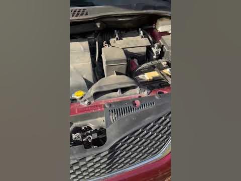 DDK 2016 Toyota Sienna air filter change - YouTube