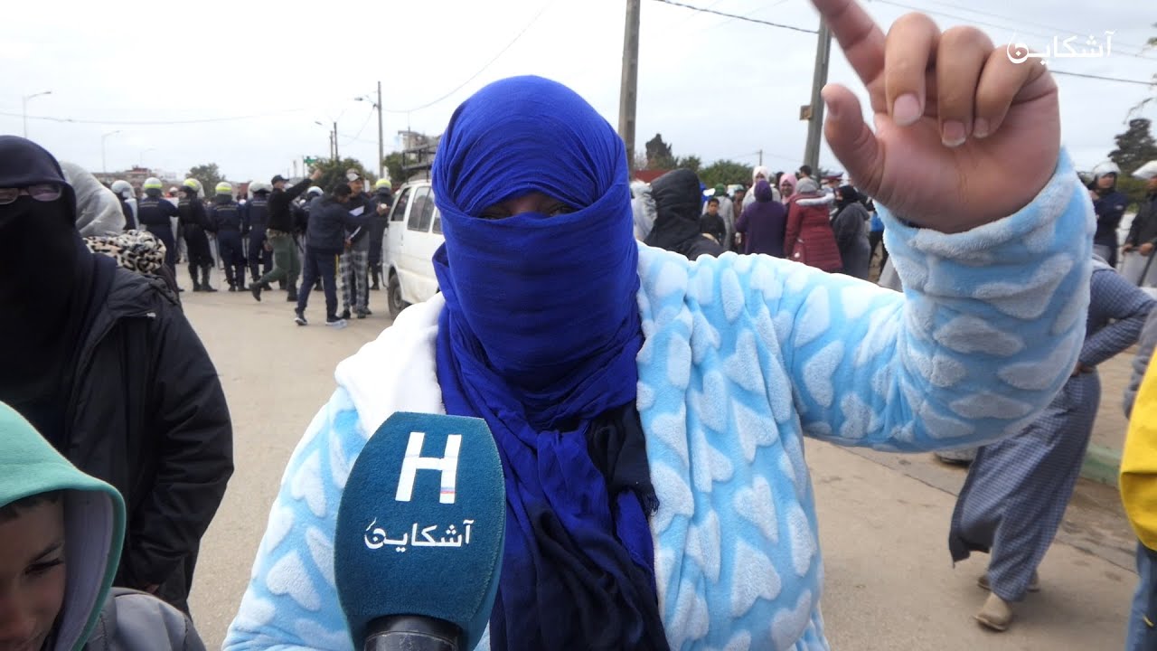 بالدموع..تصريحات مؤثرة لساكنة ولاد العياشي نواحي سلا بعد قرار الإفراغ