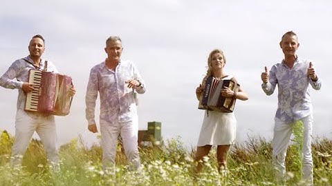 De Stoempers - 30, 40, 50 jaar (ULTRA HD 4K Music Video)