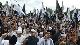 Hard-Line Muslim Groups Make Inroads In Indonesia