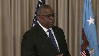 Pentagon Officials Hold Press Conference on Ukraine and Russia I LIVE