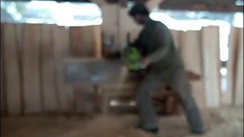 HOME-MADE CHAINSAW MILL MADE FROM OLD GENERATOR FRAME