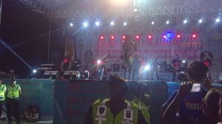 Fibri Viola - Konco Turu - OM. SERA Live Alun-alun Madiun (Pekan Raya Madiun)