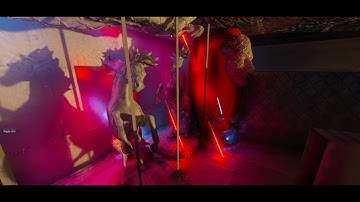 LUMINA showcase of voxel based GI - low sun and emissive particles