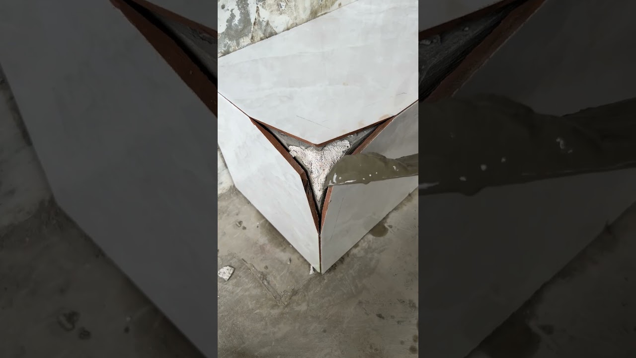 restore the appearance of cracked ceramic tiles in the corners.