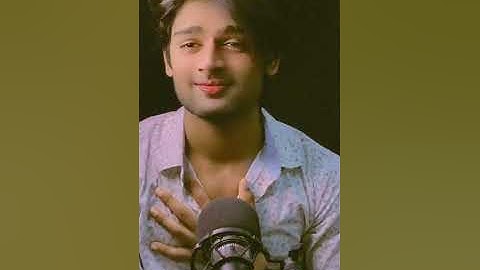 आदत बना ली है मैंने खुद को तकलीफ में रखकर मुस्कुराने की🙂heart 💔 touching शायरी status alone royal01