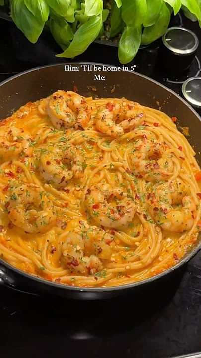 Shrimp pasta 🦐✨ #shrimppasta #pasta #pastarecipe #easypasta #cookingpasta #cooking