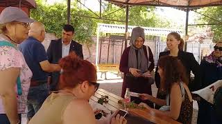 Saadet Partili kadınlar Akp'lileri ikna turunda