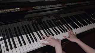 that one part of boa duvet but it's on the piano